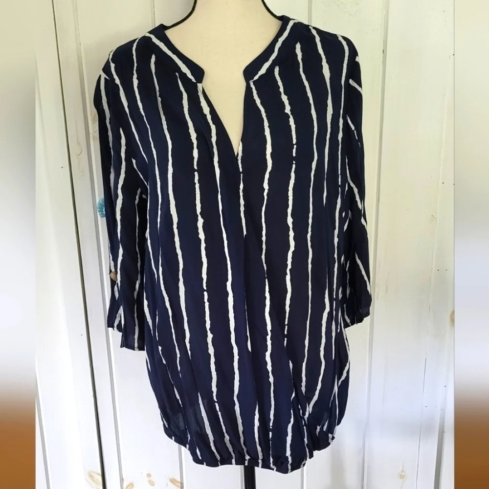 Bloomchic Stripe Crossover Snap Closure Half Sleeve Blouson Top - Picture 2 of 10